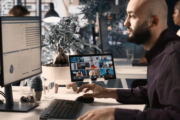 Top Benefits of Hiring Remote Developers for Growing Companies