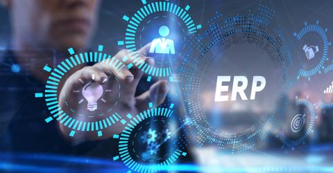 Oracle ERP Cloud financial reporting for Oakridge Global Services Finance team reviewing an Oracle ERP Cloud financial reporting dashboard